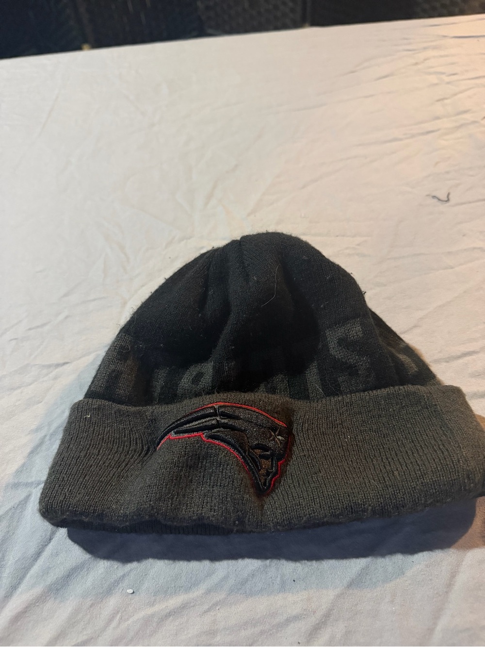 NFL Black and Gray Cuffed Knit Beanie with New England patriots Logo